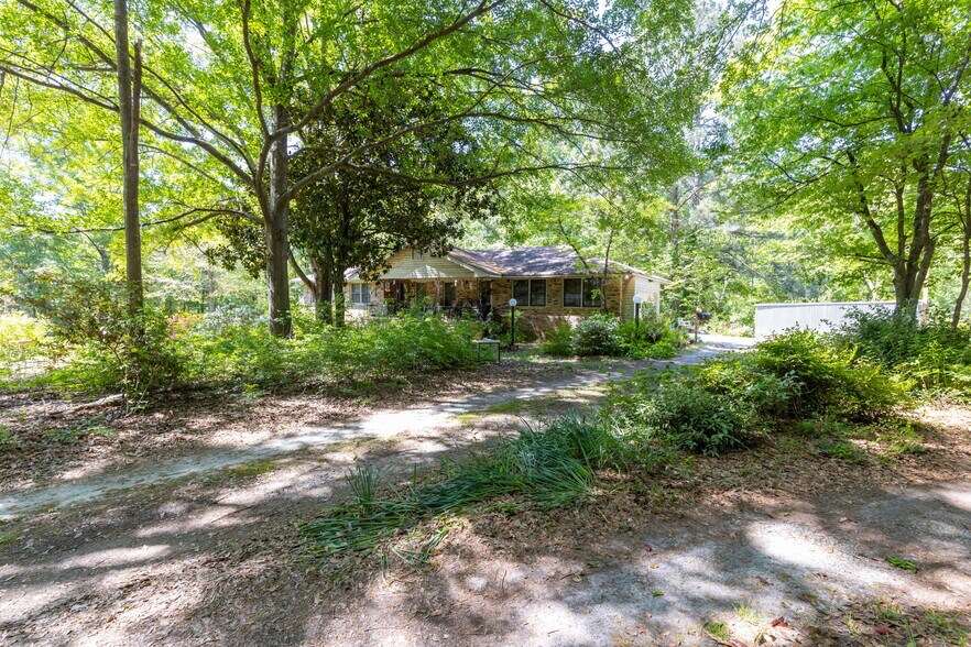 More Photos Of 3920 Hiram Lithia Springs Rd, Powder Springs Land For Sale
