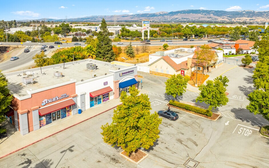 More Photos Of 6905 Camino Arroyo, Gilroy General Retail For Sale