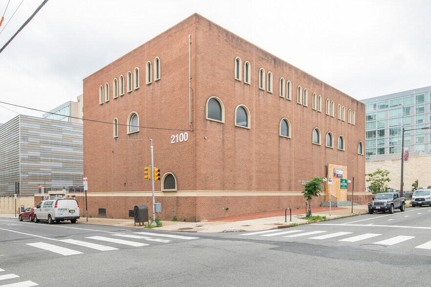 Primary Photo Of 2100 Spring Garden St, Philadelphia Schools For Lease