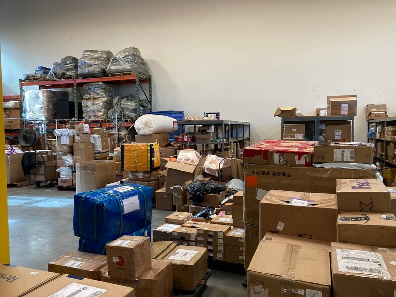 More Photos Of 1450 W Holt Ave, Pomona Light Distribution For Lease