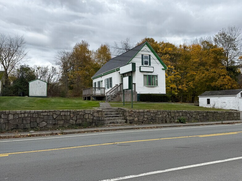 More Photos Of 140 Brockton Ave, Abington Office For Sale
