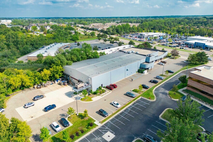 More Photos Of 42350 Grand River Ave, Novi Office For Sale