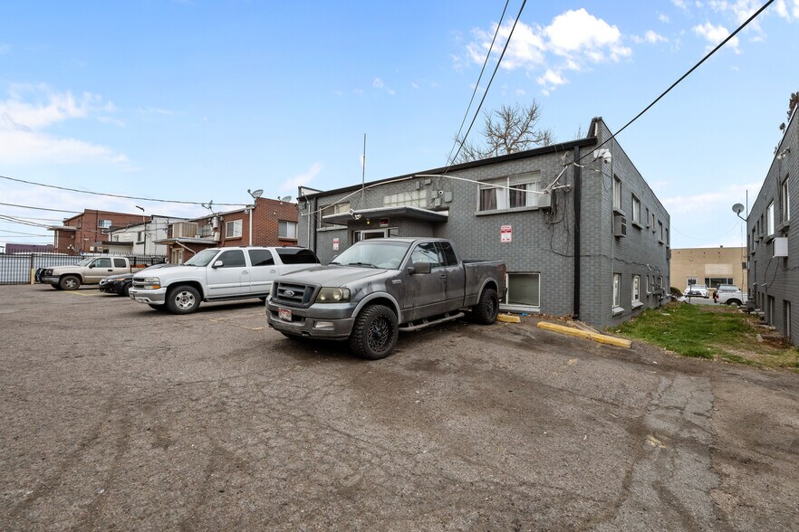 More Photos Of , Aurora Multifamily For Sale