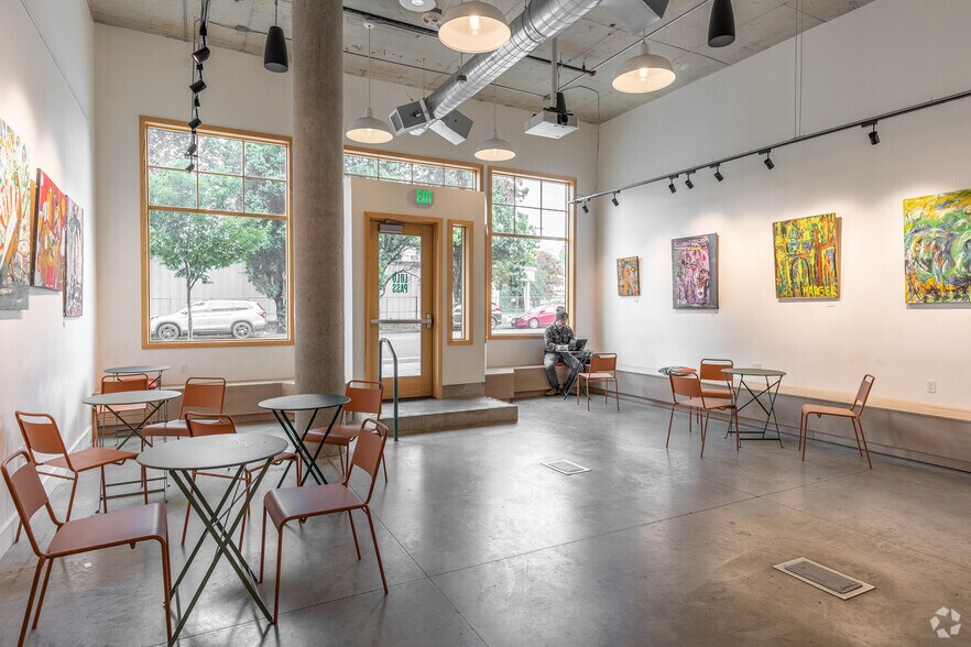 More Photos Of 1616 E Burnside St, Portland Hotel For Sale