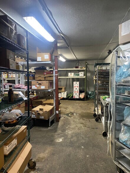 More Photos Of 821 Tiogue Ave, Coventry Supermarket For Sale