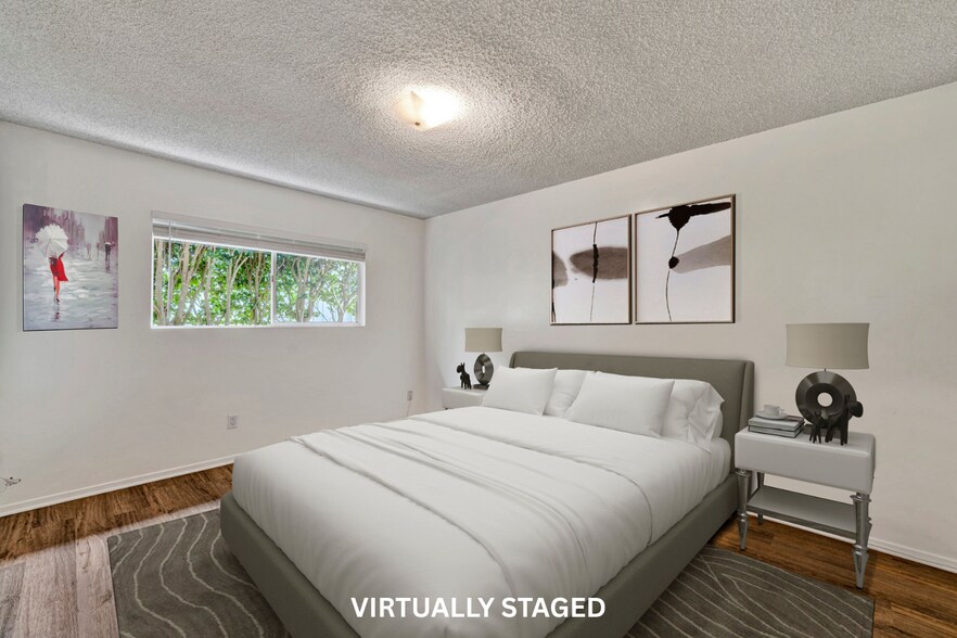 More Photos Of 330 9th St, Del Mar Apartments For Sale