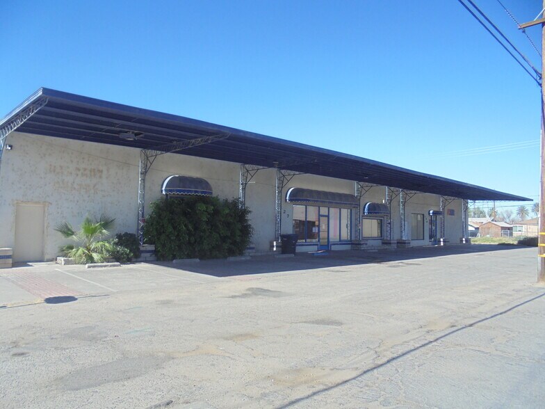 Primary Photo Of 127 S 1st St, Blythe Flex For Sale