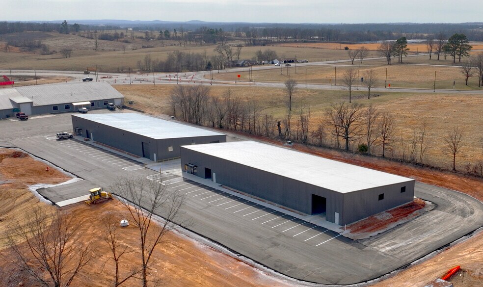 More Photos Of 1894 E 1st Ave, Bentonville Industrial For Lease