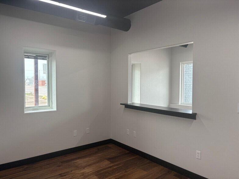 More Photos Of 212 W 1st St, Ogallala Office For Sale