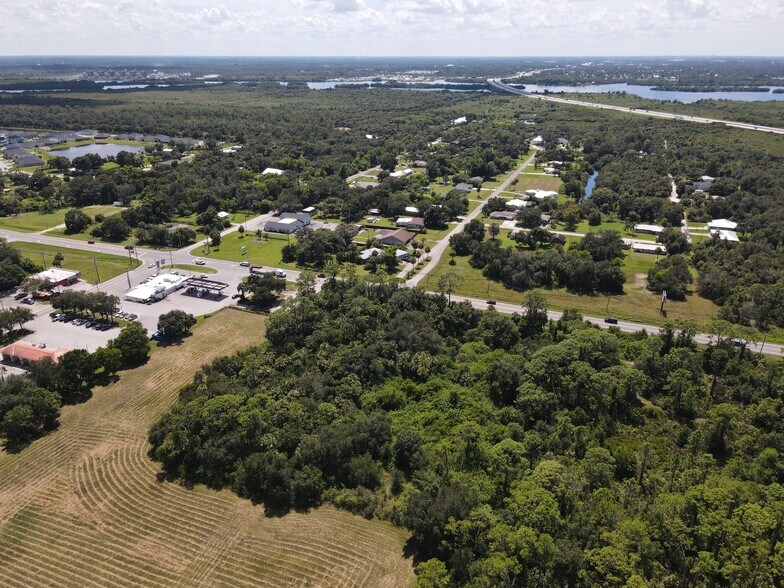 More Photos Of 9461 Bayshore rd, North Fort Myers Land For Lease