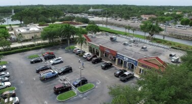 More Photos Of 2528-2548 Northbrooke Plaza Dr, Naples Storefront Retail Office For Lease