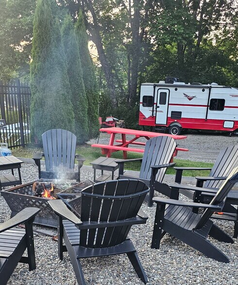 More Photos Of 360 Commercial St, Rockport Hotel For Sale