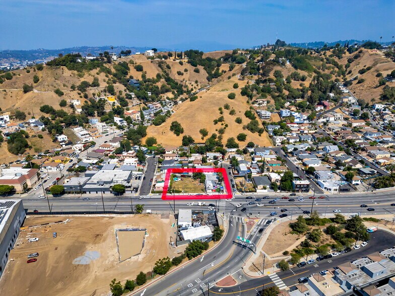 More Photos Of 4115 Mission Rd, Los Angeles General Retail For Sale