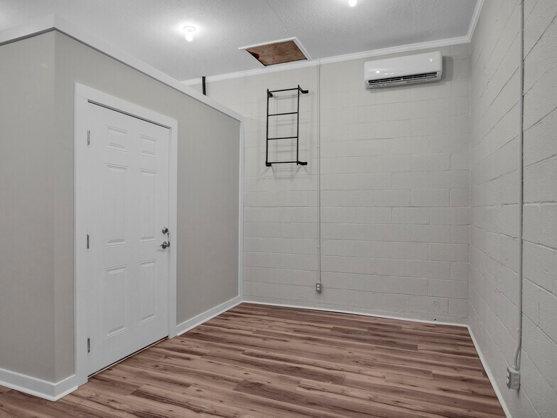 More Photos Of 4620 Potter Rd, Stallings Office For Sale