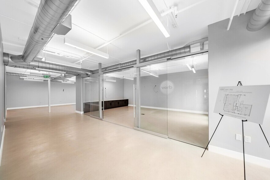 More Photos Of 2210-2280 Newport Blvd, Newport Beach Apartments For Lease