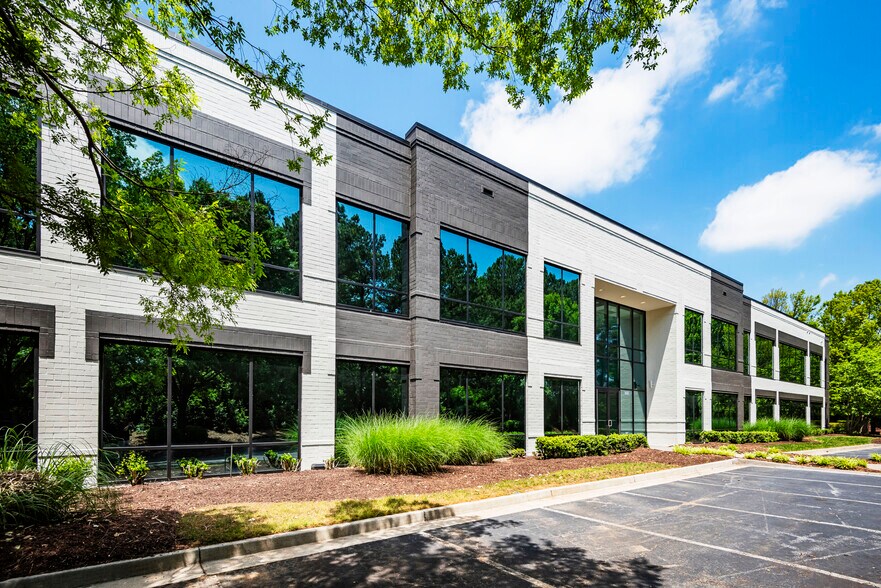 More Photos Of 1990 Vaughn Rd, Kennesaw Unknown For Lease