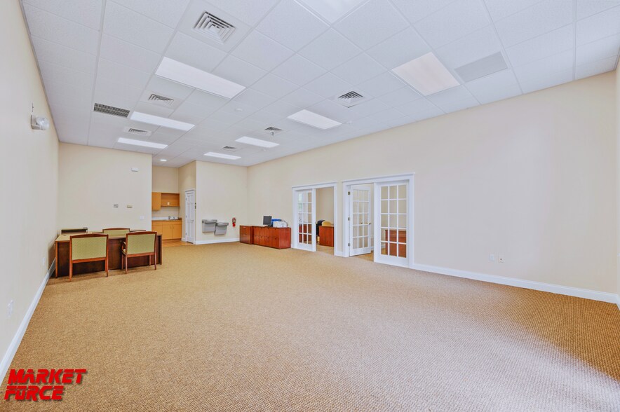 More Photos Of 900 State Route 16, Saint Augustine Bank For Lease