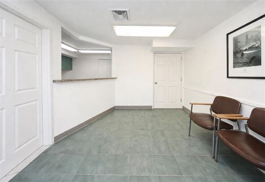 More Photos Of 248 Avenue P, Brooklyn Office Residential For Sale