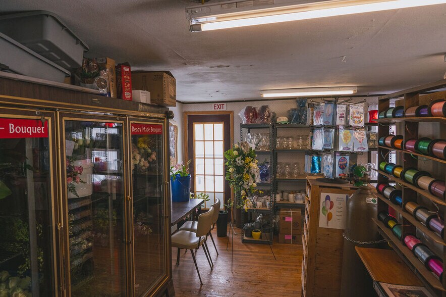 More Photos Of 2774 Oneida St, Sauquoit Specialty For Sale