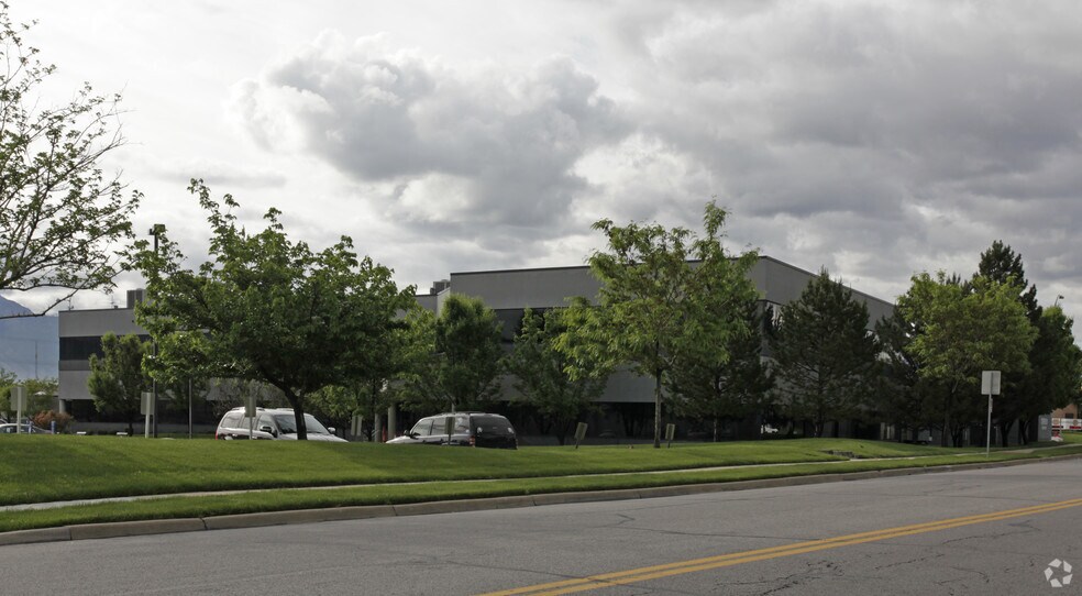Primary Photo Of 1065 W LeVoy Dr, Taylorsville Office For Sale