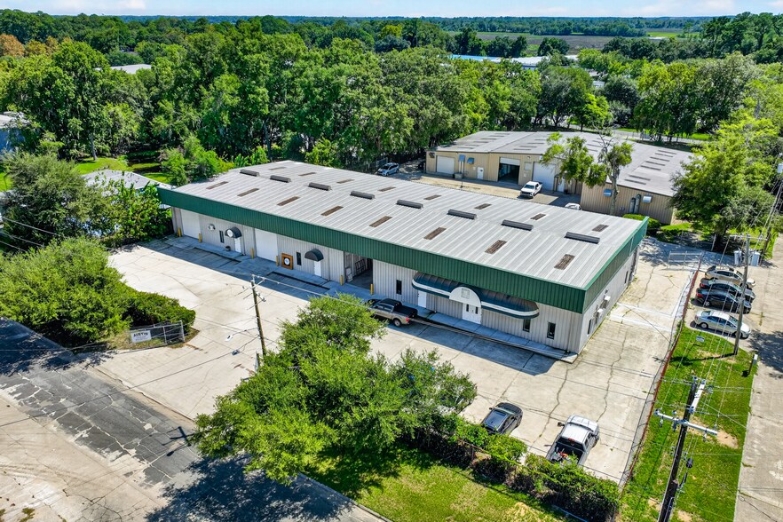 More Photos Of 203 Deptford St, Savannah Warehouse For Sale