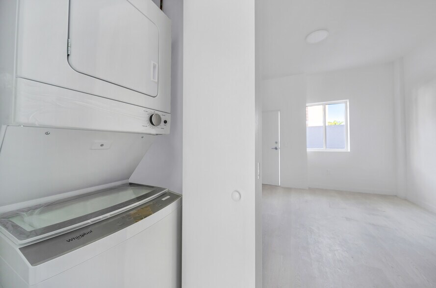 More Photos Of 1567 NW 1st St, Miami Apartments For Sale