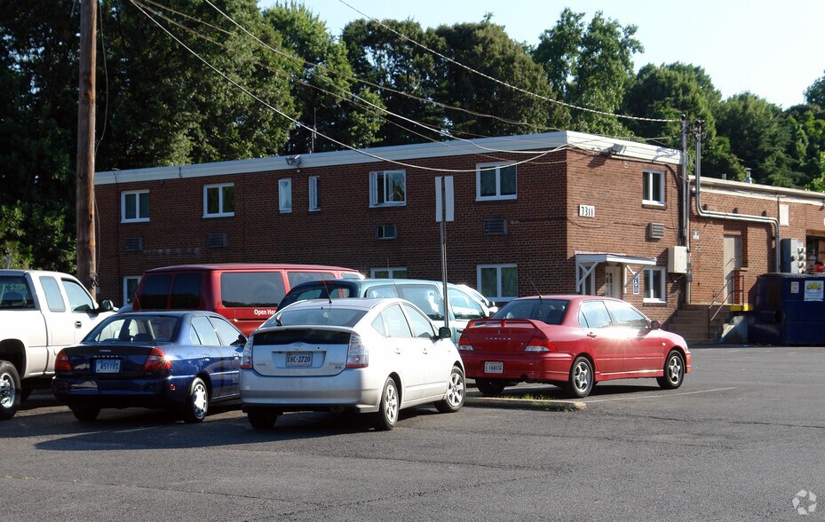 More Photos Of 7311 Highland St, Springfield Warehouse For Lease