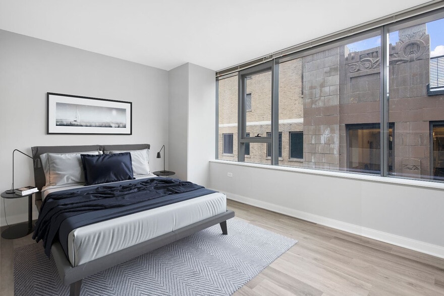 More Photos Of 210 N Wells St, Chicago Apartments For Lease