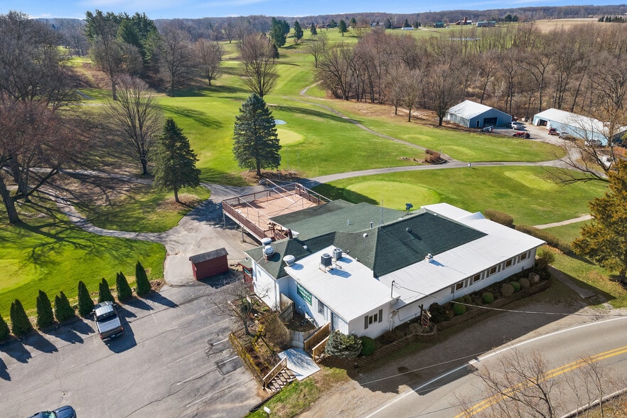 More Photos Of 1445 275 N Rd, Angola Sports And Entertainment For Sale