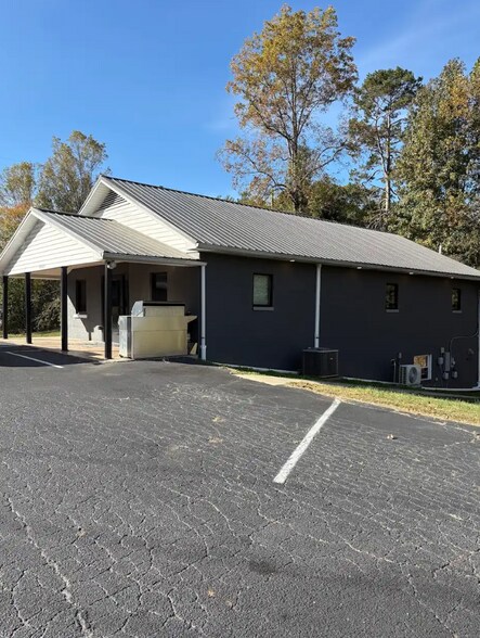 More Photos Of 1451 Mt Ulla Hwy, Mount Ulla Office For Lease