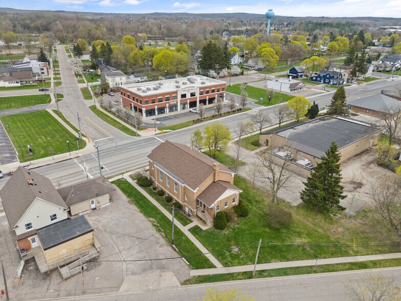 More Photos Of 71 S Washington St, Oxford Religious Facility For Lease
