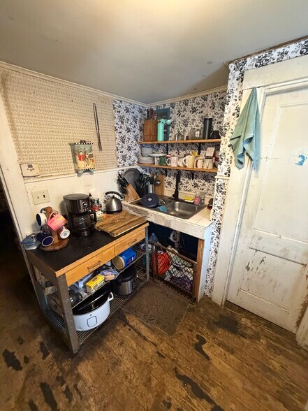More Photos Of 40 Reservoir Rd, Plymouth Multifamily For Sale