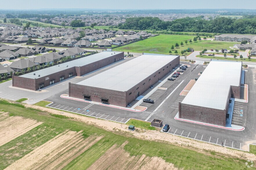 More Photos Of 12231 S 74th East Ave Ave, Bixby Unknown For Lease