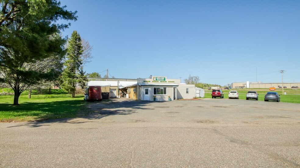 More Photos Of 2310 S Main St, Bloomer General Retail For Sale