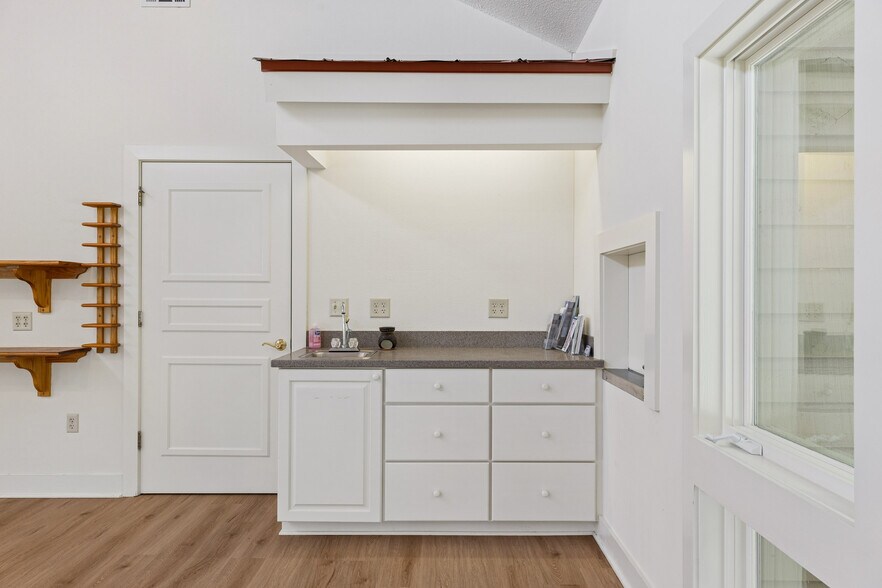 More Photos Of 205 Coosaw Way, Ridgeland Lodge Meeting Hall For Sale