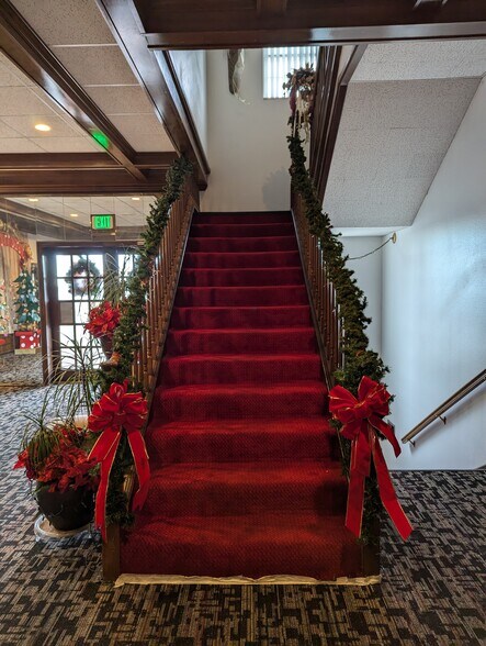More Photos Of 2103 S Wadsworth Blvd, Lakewood Office For Sale