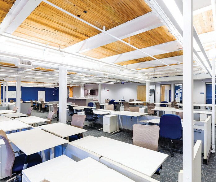 More Photos Of 55 Chapel St, Newton Unknown For Lease