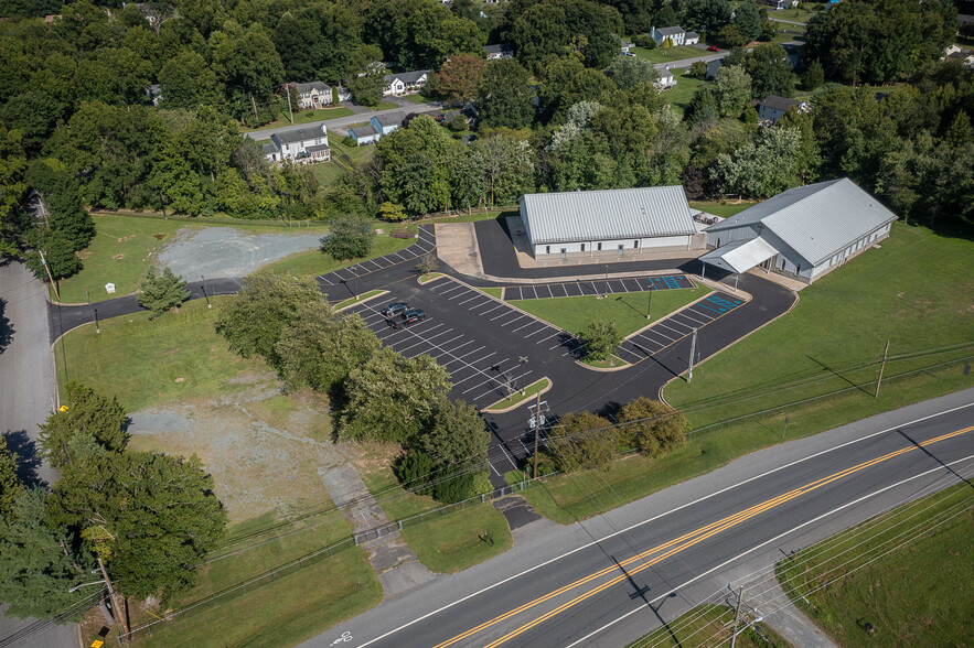 Primary Photo Of 2038 Pleasant Valley Rd, Newark Religious Facility For Sale