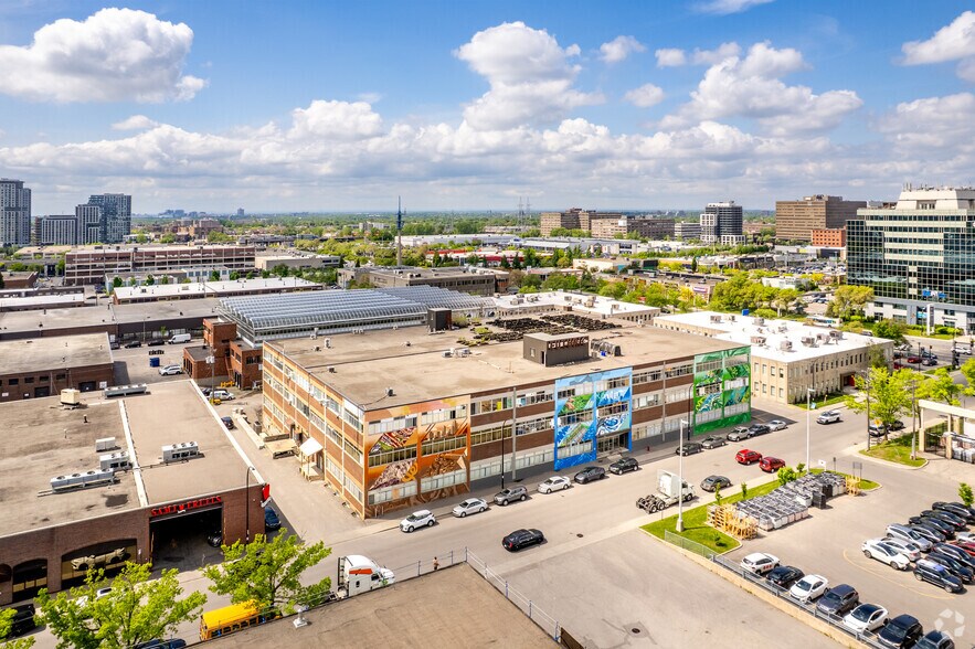 More Photos Of 1401 Legendre O, Montréal Industrial For Lease
