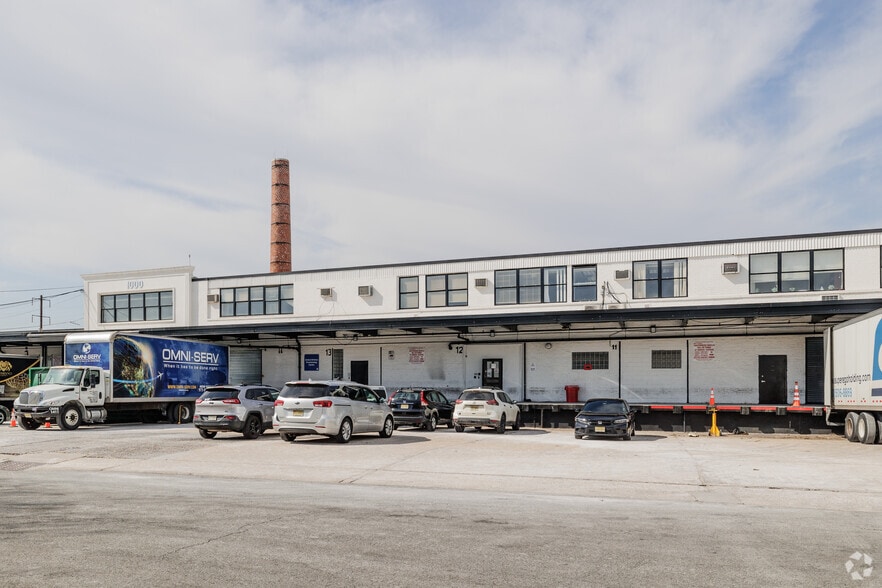 More Photos Of 1000 Jefferson Ave, Elizabeth Distribution For Lease