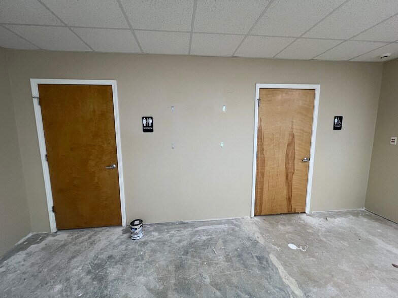 More Photos Of 510-512 NW Mock Ave, Blue Springs Medical For Lease