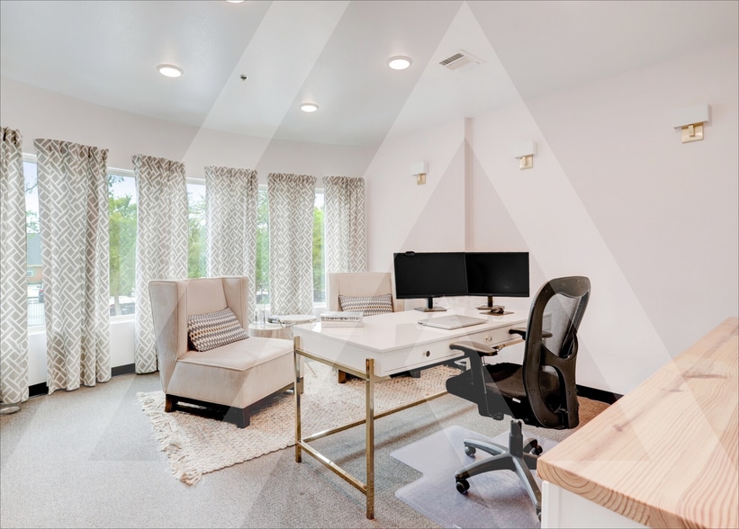 More Photos Of 6544 Greatwood Pky, Sugar Land Loft Creative Space For Sale