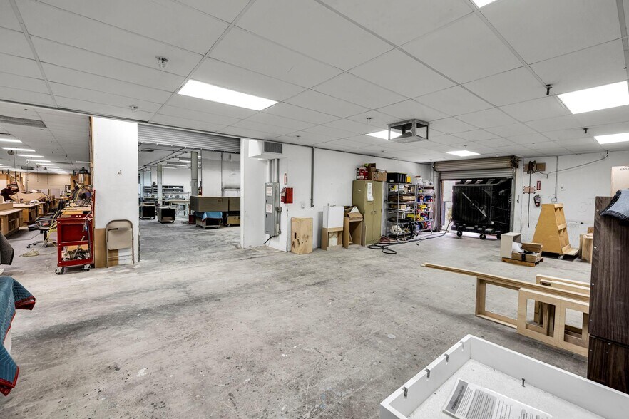 More Photos Of 54465 29 Palms Highway, Yucca Valley Warehouse For Sale