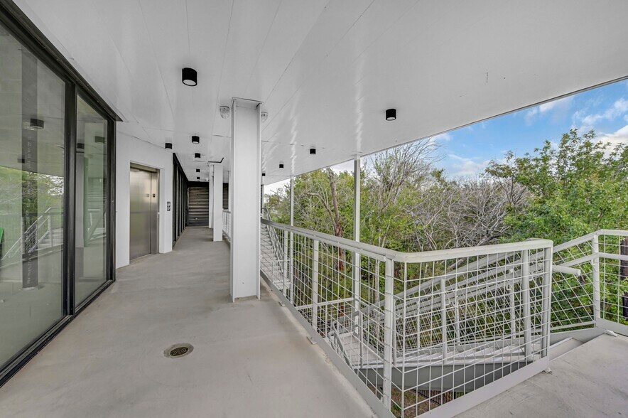 More Photos Of 4455 N Braeswood Blvd, Houston Medical For Lease