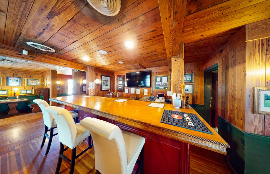 More Photos Of 2849 Main st, Hot Springs Restaurant For Sale