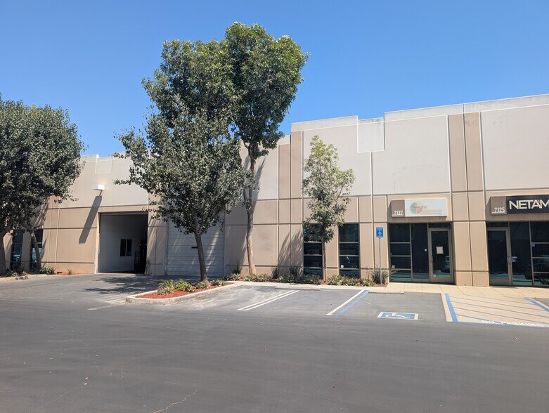 More Photos Of 7107-7139 Telegraph Rd, Montebello Warehouse For Sale