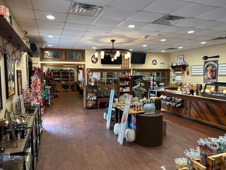 More Photos Of 8291 Savannah Hwy Hwy, Norway Restaurant For Sale