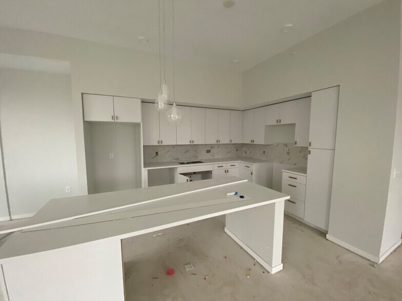 More Photos Of 729 N Third Street, Minneapolis Apartments For Lease