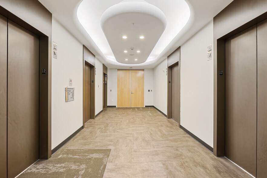 More Photos Of 300 Oceangate, Long Beach Office For Lease