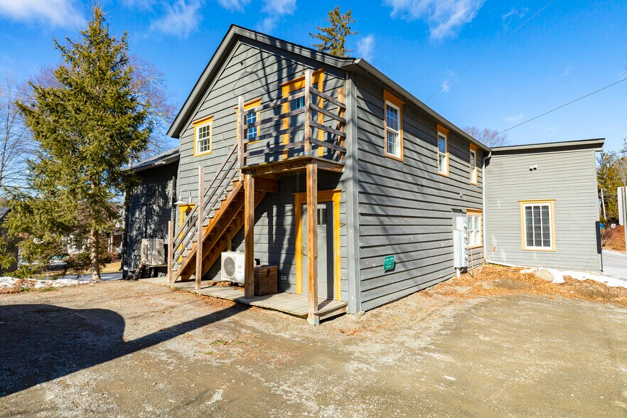 More Photos Of 2404 Salt Point Tpke, Clinton Corners Office For Lease